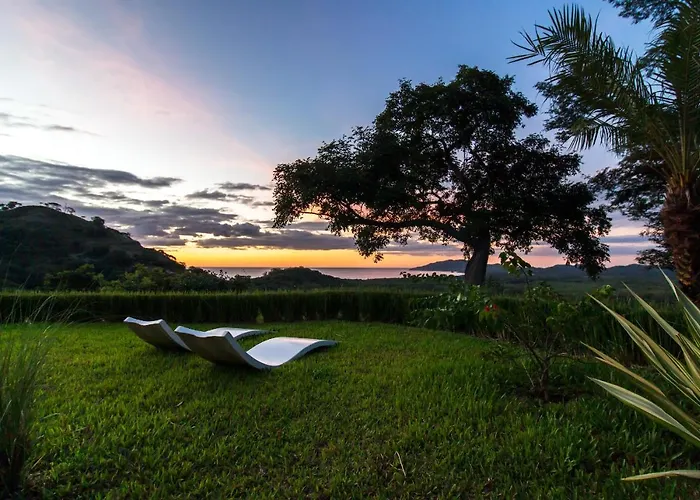 C O C O O N Villa Tamarindo